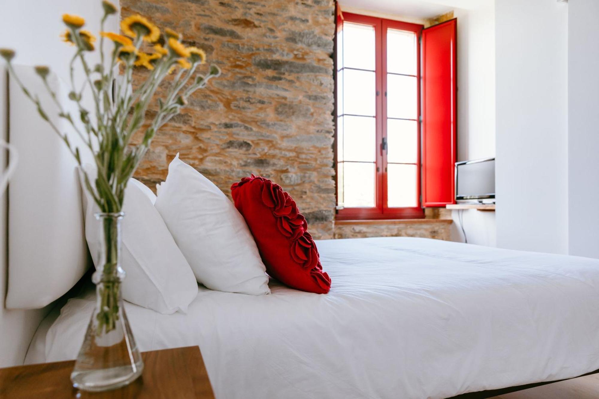 Hotel El Castano Dormilon Santa Marta de Ortigueira Ngoại thất bức ảnh